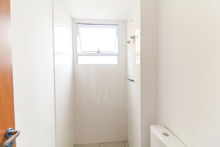 Apartamento para alugar com 41m², 2 quartos e sem vagaBanheiro