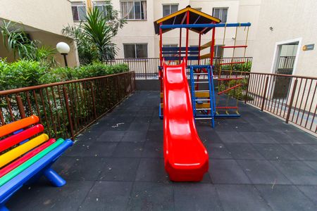 Apartamento para alugar com 41m², 2 quartos e sem vagaÁrea comum - Playground