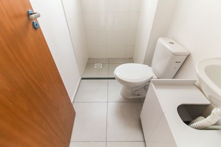 Apartamento para alugar com 41m², 2 quartos e sem vagaBanheiro