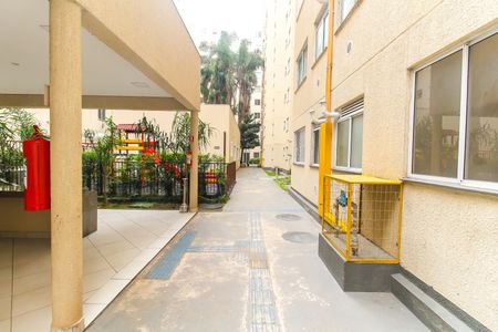 Apartamento para alugar com 41m², 2 quartos e sem vagaÁrea comum - Churrasqueira