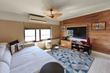 Sala de TV de apartamento à venda com 4 quartos, 270m² em Cambuí, Campinas