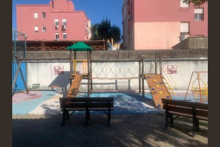 Apartamento para alugar com 47m², 2 quartos e 1 vaga Apartamento para alugar com 47m², 2 quartos e 1 vagaÁrea comum - Playground