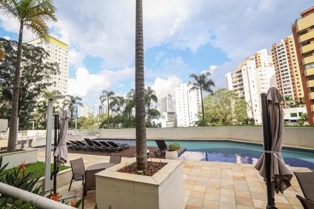Apartamento à venda com 109m², 3 quartos e 2 vagas Apartamento à venda com 109m², 3 quartos e 2 vagasÁrea comum - Piscina