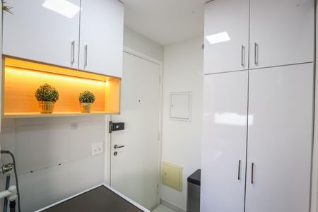 Apartamento à venda com 109m², 3 quartos e 2 vagas Apartamento à venda com 109m², 3 quartos e 2 vagasÁrea de Serviço