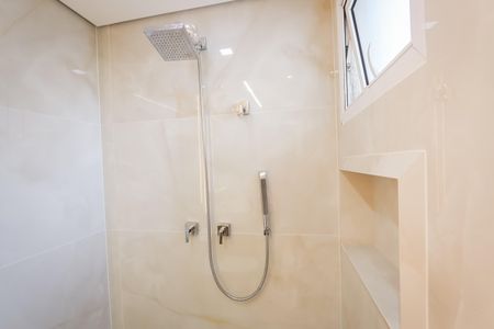 Apartamento à venda com 109m², 3 quartos e 2 vagas Apartamento à venda com 109m², 3 quartos e 2 vagasBanheiro da Suite