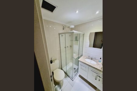 Banheiro de apartamento para alugar com 3 quartos, 65m² em Vila Prudente, São Paulo