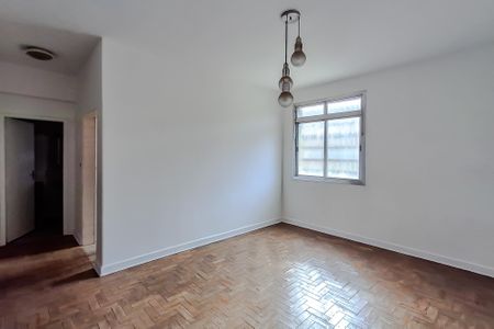 Apartamento à venda com 70m², 2 quartos e 1 vaga Apartamento à venda com 70m², 2 quartos e 1 vagaSala