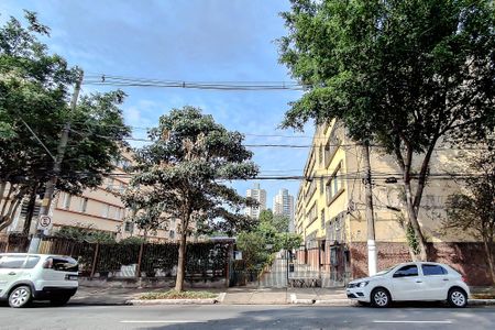 Apartamento à venda com 70m², 2 quartos e 1 vaga Apartamento à venda com 70m², 2 quartos e 1 vagaFachada - Plaquinha