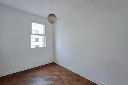 Apartamento à venda com 70m², 2 quartos e 1 vaga Apartamento à venda com 70m², 2 quartos e 1 vagaSala