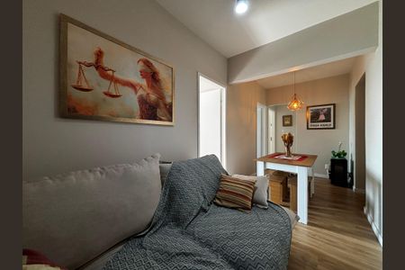 Apartamento para alugar com 64m², 2 quartos e sem vaga