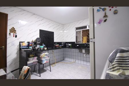 Casa à venda com 250m², 3 quartos e 3 vagas
