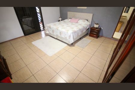 Casa à venda com 250m², 3 quartos e 3 vagas