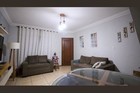 Casa à venda com 3 quartos, 250m² em Vila Rica, São Paulo