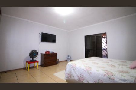Casa à venda com 250m², 3 quartos e 3 vagas