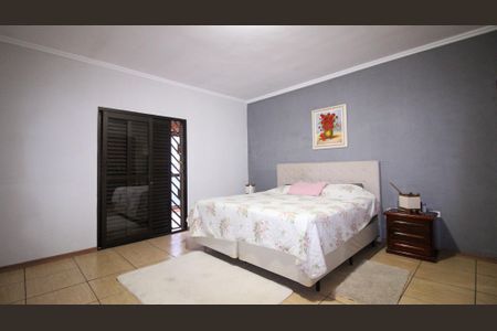 Casa à venda com 250m², 3 quartos e 3 vagas