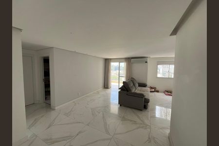 Apartamento à venda com 110m², 2 quartos e 2 vagasSala 