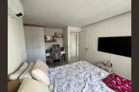 Apartamento à venda com 110m², 2 quartos e 2 vagasQuarto 