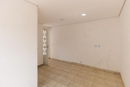 Quarto de casa para alugar com 1 quarto, 35m² em Vila Santa Clara, São Paulo