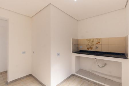 Cozinha de casa para alugar com 1 quarto, 35m² em Vila Santa Clara, São Paulo