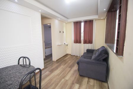 Sala de apartamento para alugar com 2 quartos, 55m² em Parque Sao Vicente, Santo André