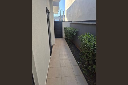 Casa de Condomínio para alugar com 3 quartos, 212m² em Swiss Park, Campinas