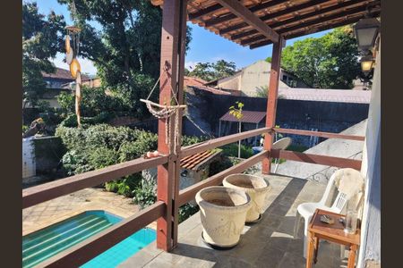 Casa de condomínio para alugar com 600m², 4 quartos e 3 vagasVaranda