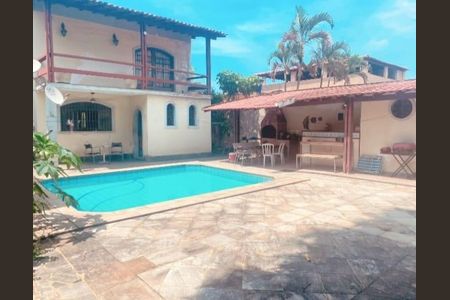 Casa de condomínio para alugar com 600m², 4 quartos e 3 vagasPiscina