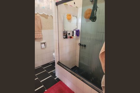 Casa de condomínio para alugar com 600m², 4 quartos e 3 vagasBanheiro