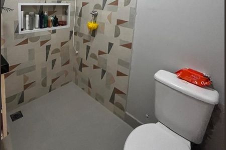 Casa de condomínio à venda com 110m², 3 quartos e 3 vagas Casa de condomínio à venda com 110m², 3 quartos e 3 vagasBanheiro