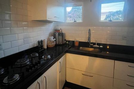Casa de condomínio à venda com 110m², 3 quartos e 3 vagas Casa de condomínio à venda com 110m², 3 quartos e 3 vagasCozinha
