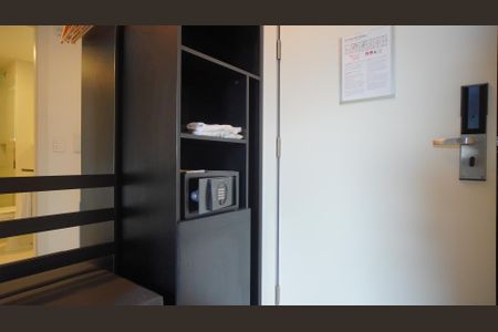 Studio à venda com 20m², 1 quarto e 1 vagaStudio cofre e fechadura digital 