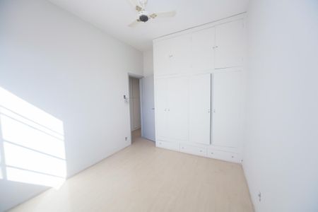 Apartamento à venda com 90m², 3 quartos e 1 vaga Apartamento à venda com 90m², 3 quartos e 1 vagaquarto 2