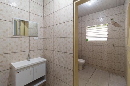 Casa para alugar com 100m², 3 quartos e sem vagaBanheiro
