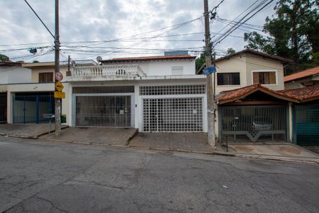 Casa à venda com 180m², 3 quartos e 2 vagas