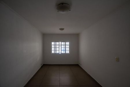 Casa à venda com 180m², 3 quartos e 2 vagas Casa à venda com 180m², 3 quartos e 2 vagasSALA