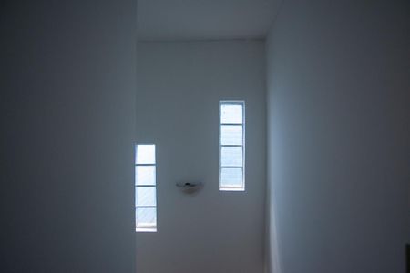 Casa à venda com 180m², 3 quartos e 2 vagas Casa à venda com 180m², 3 quartos e 2 vagasCORREDOR - DETALHE