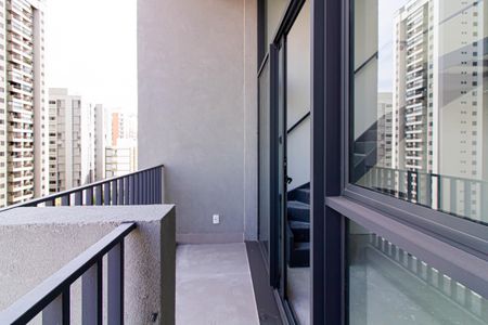 Studio à venda com 27m², 1 quarto e sem vagaVaranda