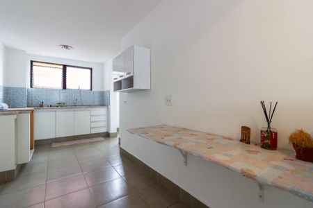 Apartamento para alugar com 107m², 3 quartos e 1 vaga Apartamento para alugar com 107m², 3 quartos e 1 vagaCozinha