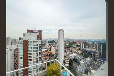 Apartamento à venda com 330m², 4 quartos e 4 vagas Apartamento à venda com 330m², 4 quartos e 4 vagasVista