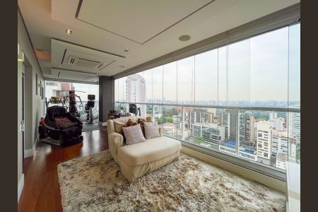 Apartamento à venda com 330m², 4 quartos e 4 vagas Apartamento à venda com 330m², 4 quartos e 4 vagasSala