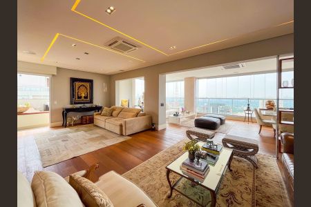 Apartamento à venda com 330m², 4 quartos e 4 vagas Apartamento à venda com 330m², 4 quartos e 4 vagasSala