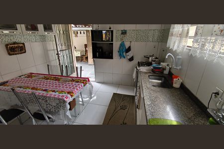 Casa para alugar com 2 quartos, 80m² em Imperador, Nova Iguaçu