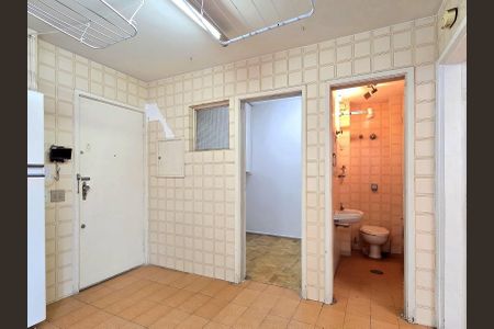 Apartamento para alugar com 132m², 3 quartos e 1 vagaÁrea de serviço