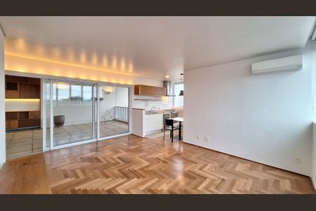 Sala  de apartamento para alugar com 2 quartos, 130m² em Vila Ipojuca, São Paulo
