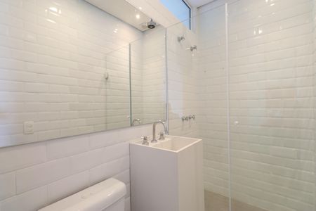 Apartamento para alugar com 130m², 2 quartos e 2 vagasBanheiro da Suíte 1