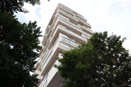 Apartamento para alugar com 130m², 2 quartos e 2 vagasFachada