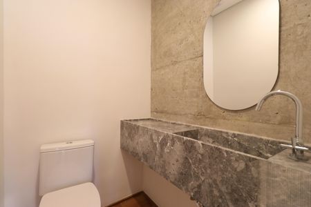 Apartamento para alugar com 130m², 2 quartos e 2 vagasLavabo