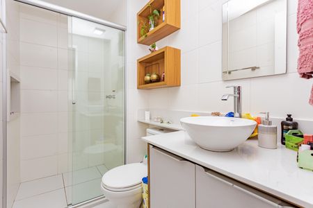 Apartamento para alugar com 66m², 2 quartos e 1 vagaBanheiro Social
