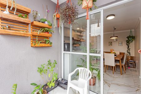 Apartamento para alugar com 66m², 2 quartos e 1 vagaVaranda