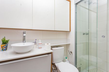 Apartamento para alugar com 66m², 2 quartos e 1 vagaBanheiro da Suíte